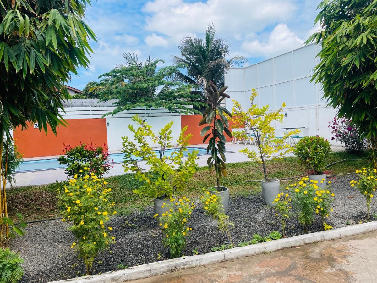 Aradhana Airport Transit Hotel Katunayake Exterior photo